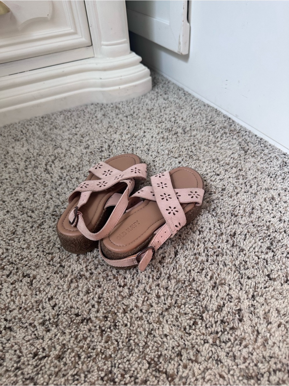 Old Navy Pink Laser-Cut Girls' Sandals size 13